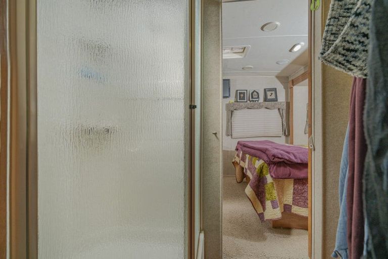 Photo of property in 27 Captain Wood Avenue, Whitianga, 3510