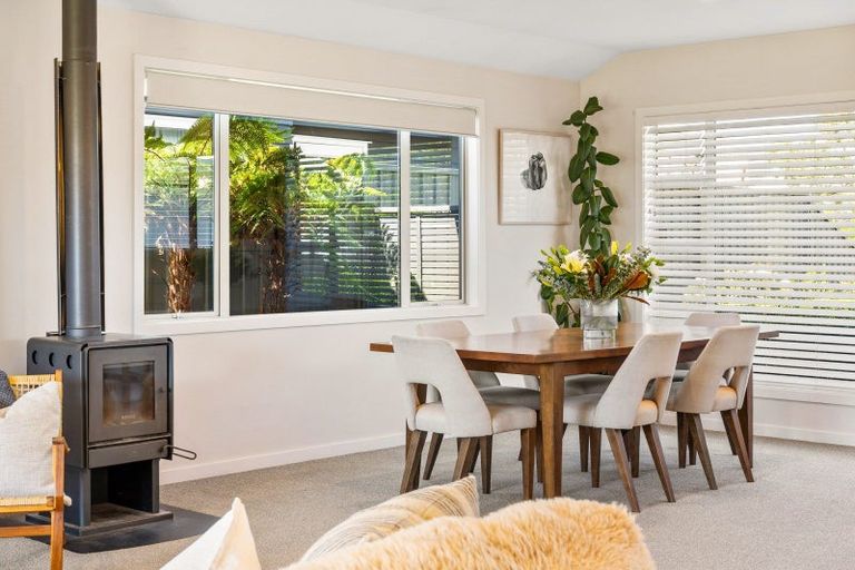 Photo of property in 61 Arataki Road, Havelock North, 4130