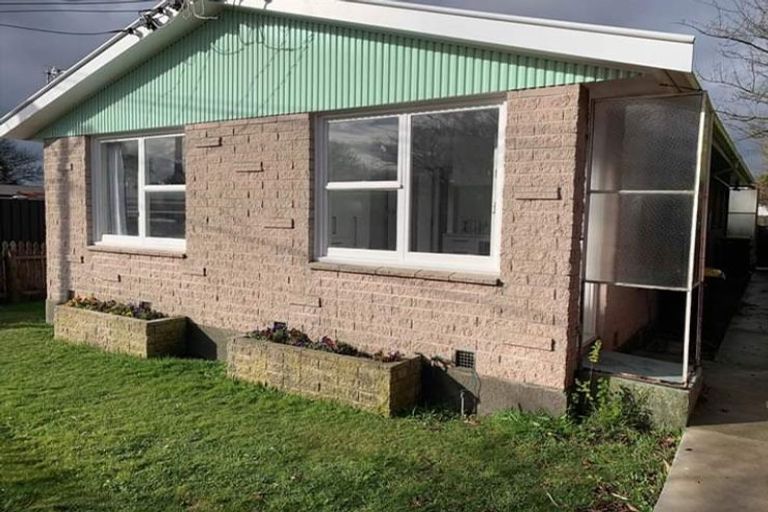 Photo of property in 1/98 Mathesons Road, Phillipstown, Christchurch, 8011
