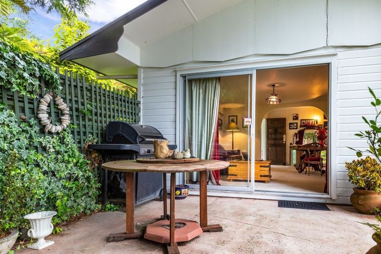 Photo of property in 2/126 Guppy Road, Acacia Bay, Taupo, 3330