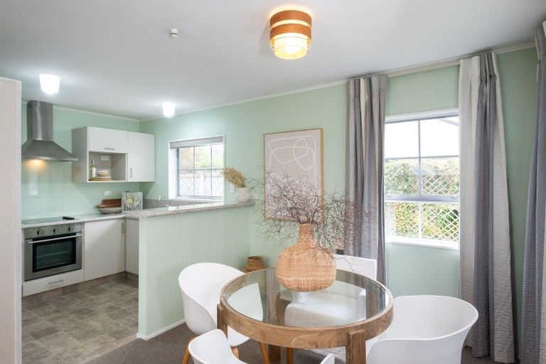 Photo of property in 3/26 Te Aute Road, Havelock North, 4130