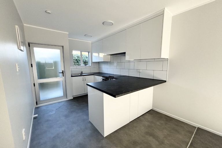 Photo of property in 15b Cypress Drive, Maungaraki, Lower Hutt, 5010