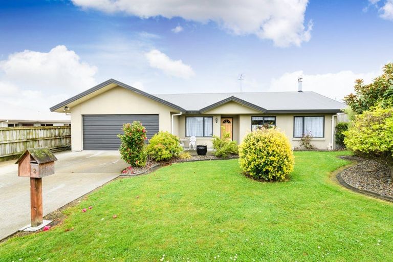 Photo of property in 2 Logan Grove, Feilding, 4702