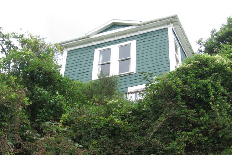 Photo of property in 34 Mount Pleasant Road, Aro Valley, Wellington, 6012