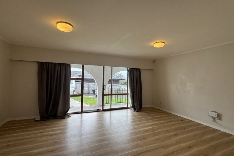 Photo of property in 1/26 Diorella Drive, Clover Park, Auckland, 2019