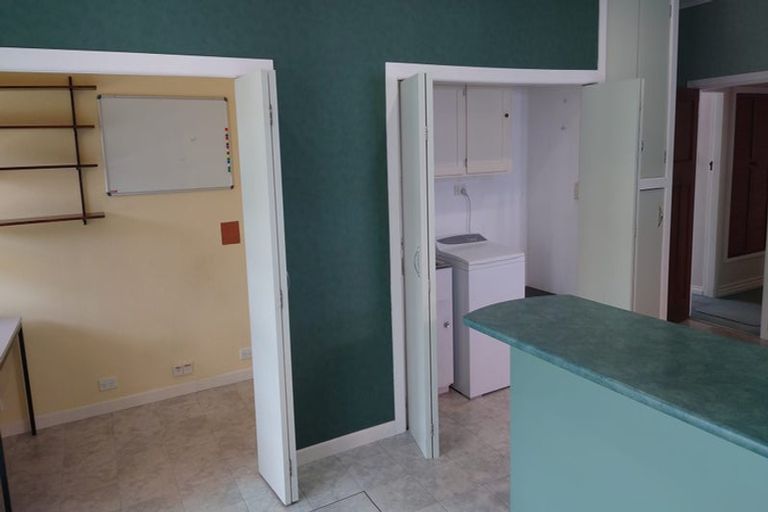 Photo of property in 288 The Parade, Island Bay, Wellington, 6023