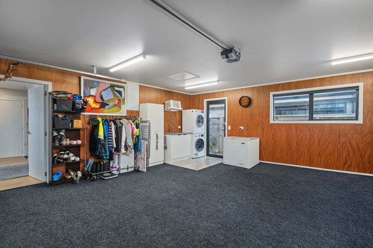 Photo of property in 20 Ngaroma Crescent, Whitianga, 3510