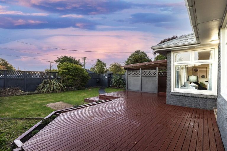 Photo of property in 240 Westminster Street, Mairehau, Christchurch, 8013