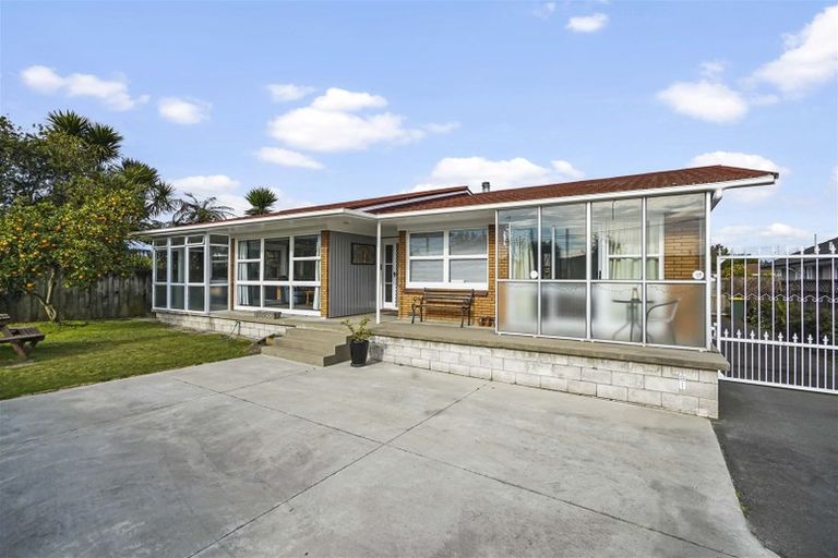 Photo of property in 51 Sandwich Road, St Andrews, Hamilton, 3200