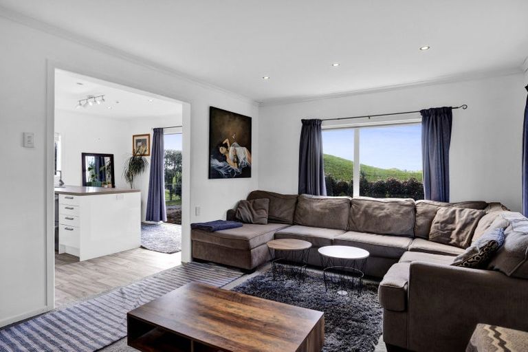 Photo of property in 282 Warea Road, Warea, New Plymouth, 4381