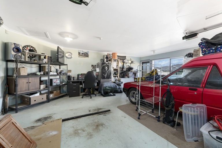 Photo of property in 2 Rata Avenue, Huntly, 3700