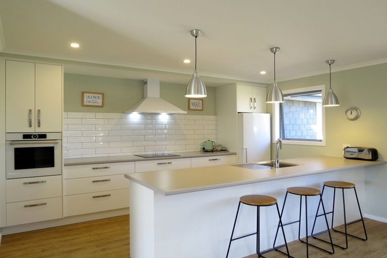 Photo of property in 71 Golden Shore Place, Coromandel, 3506