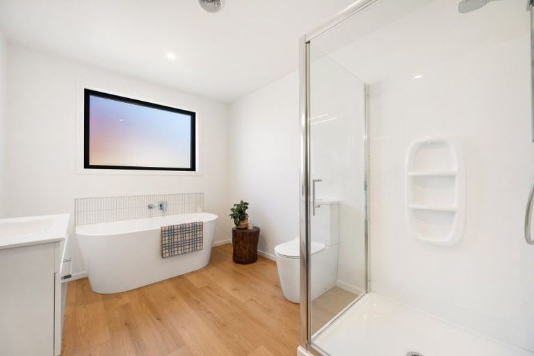 Photo of property in 181 Burdon Loop, Lake Hawea, 9382