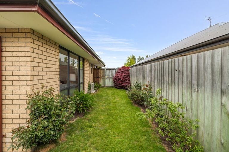 Photo of property in 12 Somerville Crescent, Aidanfield, Christchurch, 8025