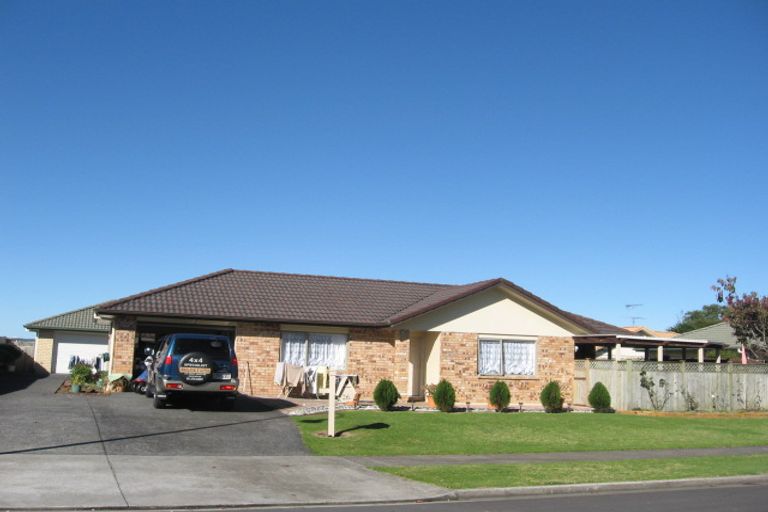 Photo of property in 1/26 Montilla Place, Manurewa, Auckland, 2102