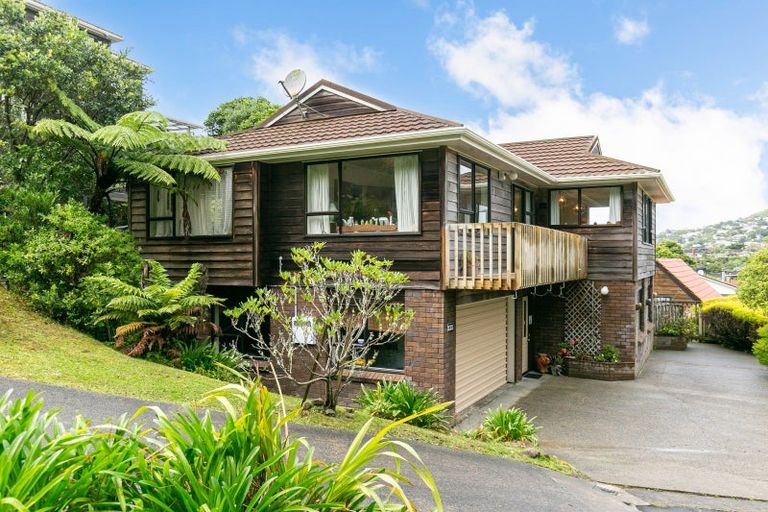 Photo of property in 23b Thatcher Crescent, Crofton Downs, Wellington, 6035