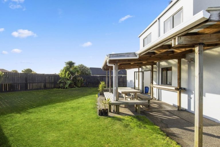 Photo of property in 716 Grenada Street, Papamoa Beach, Papamoa, 3118
