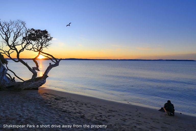 Photo of property in 25 Midshipman Court, Gulf Harbour, Whangaparaoa, 0930