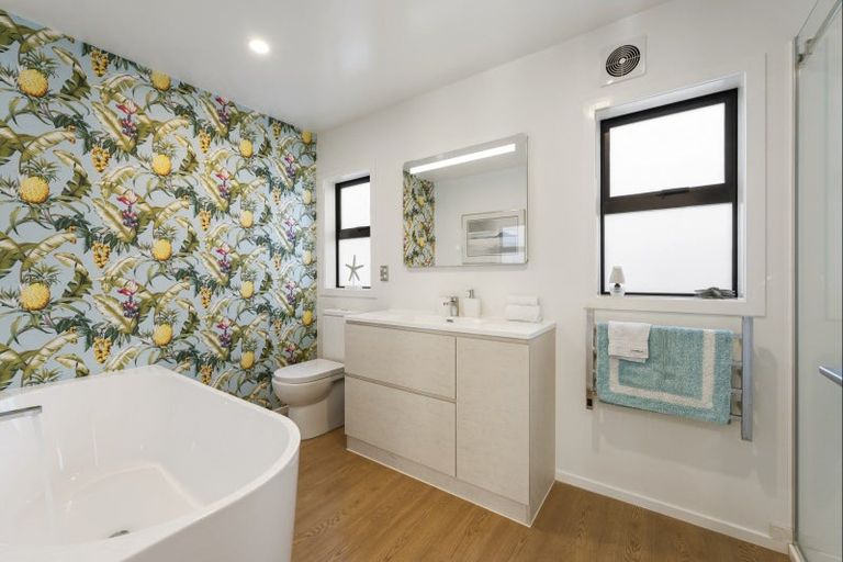 Photo of property in 358 Maunganui Road, Mount Maunganui, 3116