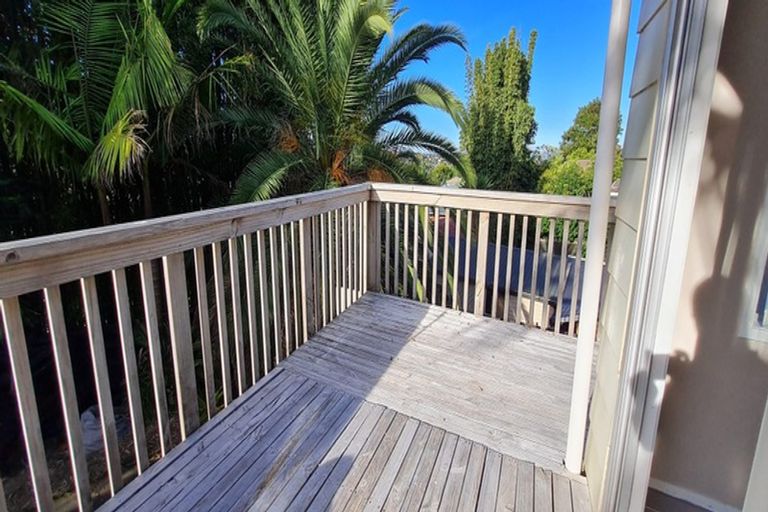 Photo of property in 64 Gallony Avenue, Massey, Auckland, 0614