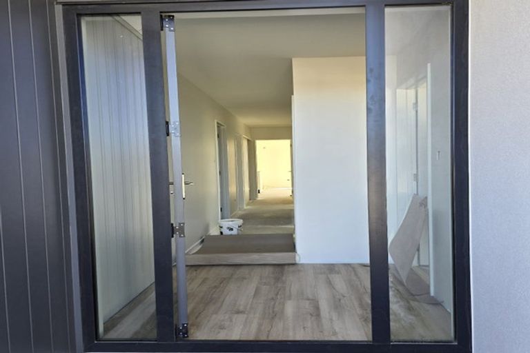 Photo of property in 11 Henshaw Street, Woodend, 7610