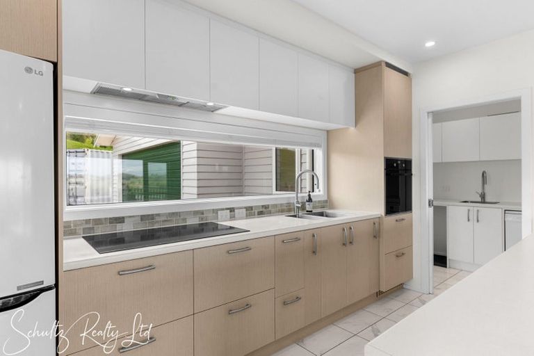 Photo of property in 67 Te Pahi River Drive, Paparoa, 0583