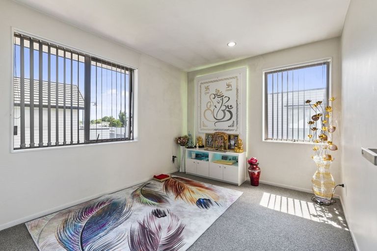 Photo of property in 23 Arion Road, Takanini, 2112