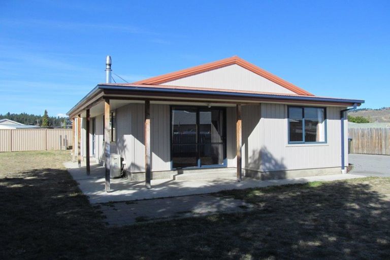 Photo of property in 41b Royal Terrace, Alexandra, 9320