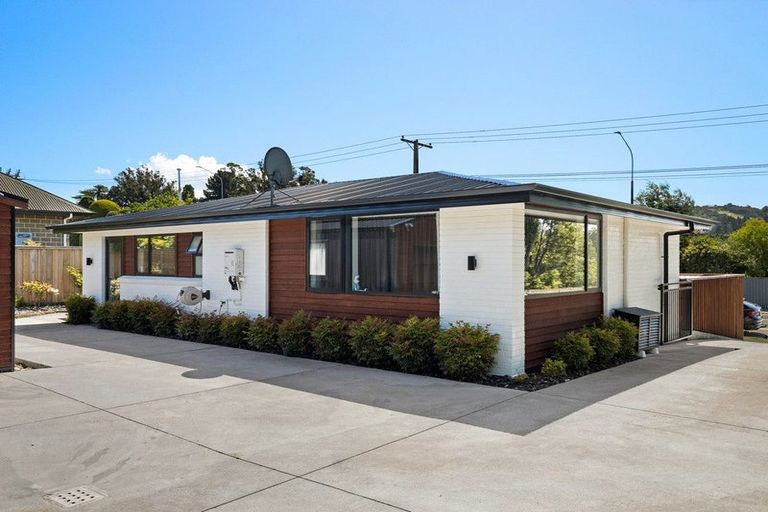 Photo of property in 41 Main Road, Fairfield, Dunedin, 9018