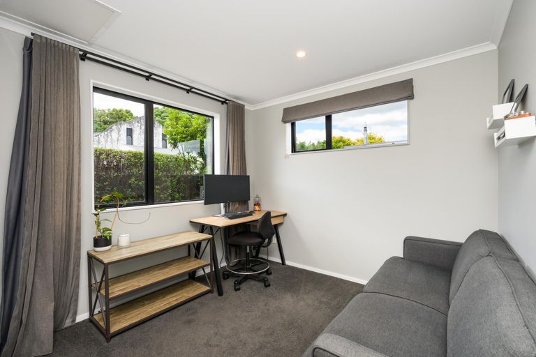 Photo of property in 30a Alfred Street, Roslyn, Palmerston North, 4414