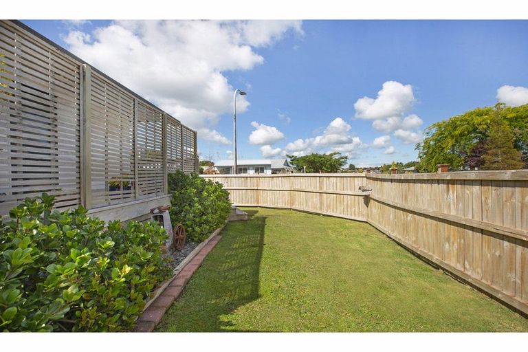 Photo of property in 23 Lloyd Drive, Nawton, Hamilton, 3200