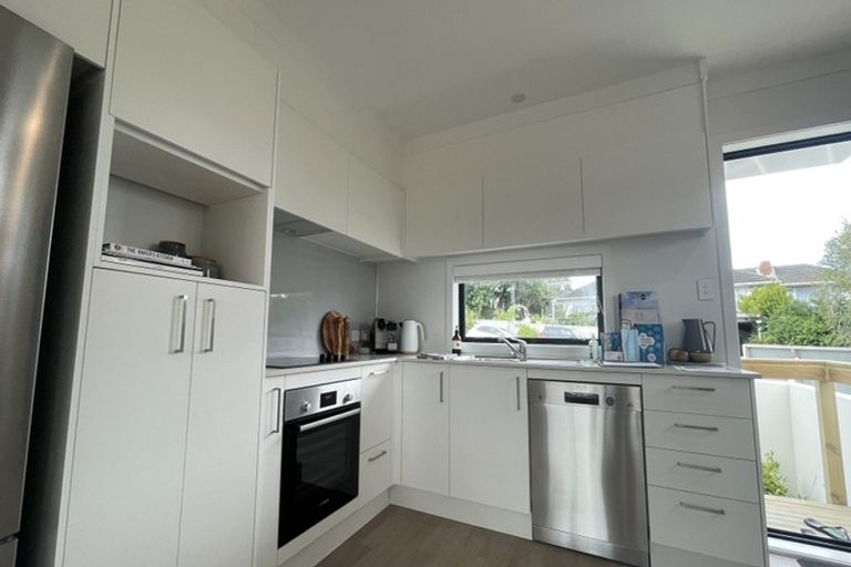 Photo of property in 1/8 James Laurie Street, Henderson, Auckland, 0612