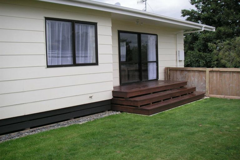 Photo of property in 63 Hillcrest Drive, Kelvin Grove, Palmerston North, 4414