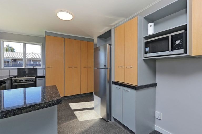 Photo of property in 220 Warwick Road, Mayfair, Hastings, 4122