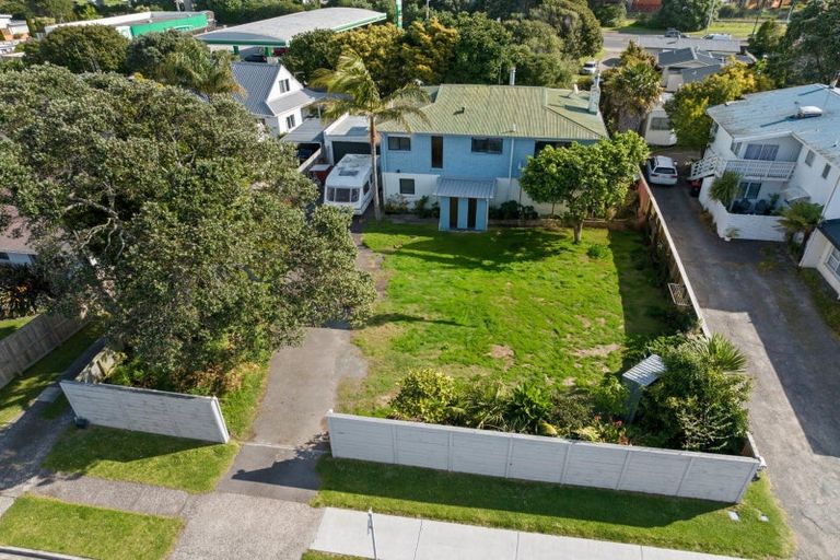 Photo of property in 6 Links Avenue, Mount Maunganui, 3116