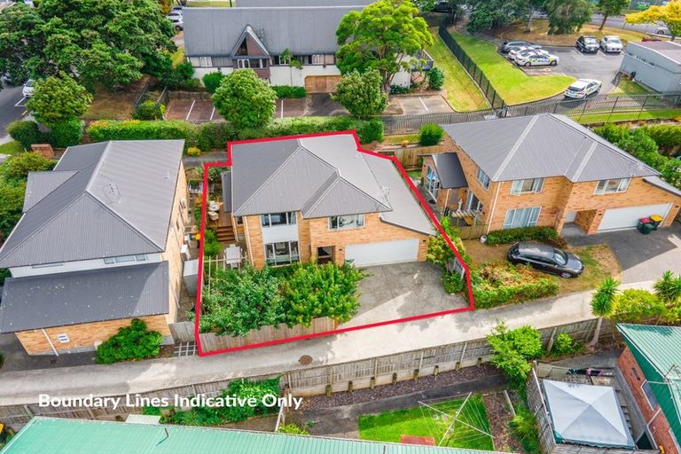 Photo of property in 42a Moore Street, Howick, Auckland, 2014