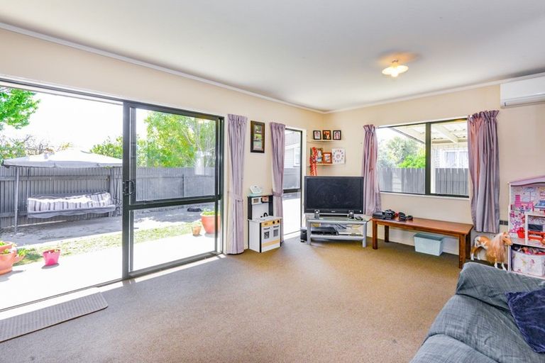 Photo of property in 423a Massey Street, Akina, Hastings, 4122