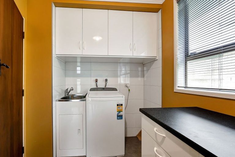 Photo of property in 7 Rennell Street, Frankleigh Park, New Plymouth, 4310