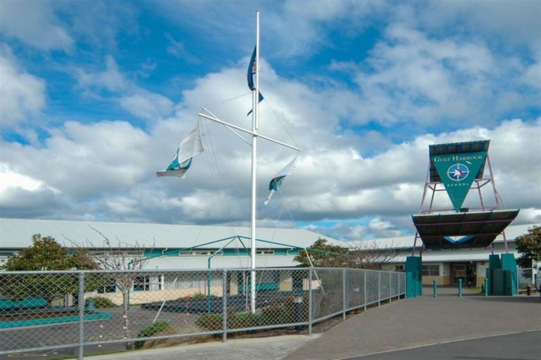 Photo of property in 36 Nautilus Drive, Gulf Harbour, Whangaparaoa, 0930