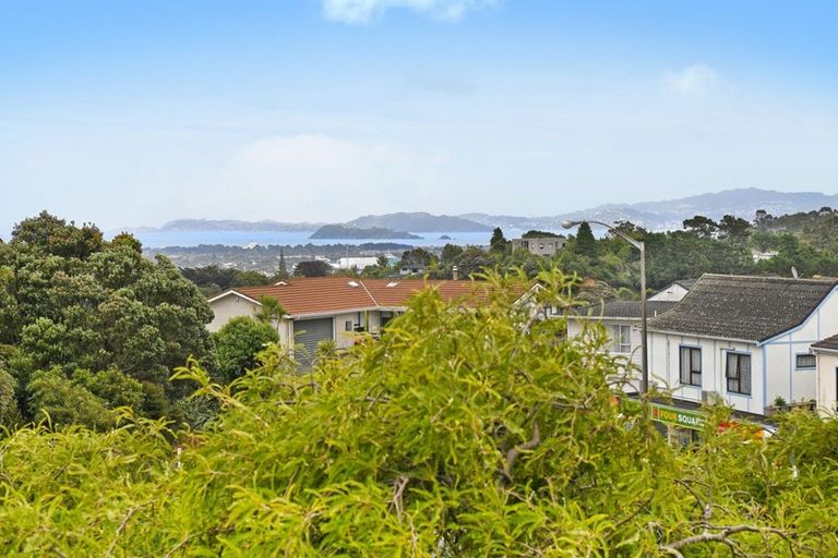 Photo of property in 52 Major Drive, Kelson, Lower Hutt, 5010