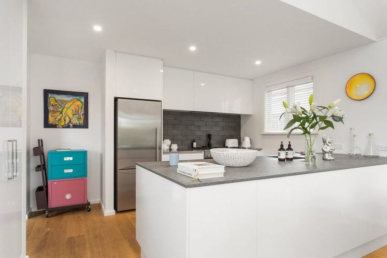 Photo of property in 43 Urunga Avenue, Strowan, Christchurch, 8052