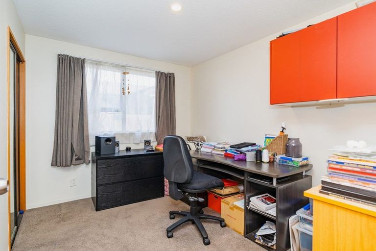 Photo of property in 23d Saunders Place, Redwood, Christchurch, 8051