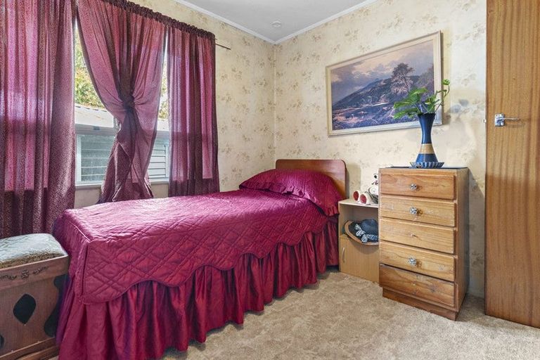 Photo of property in 12 Churchill Crescent, Featherston, 5710