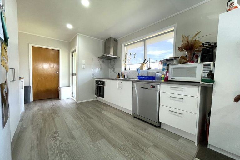 Photo of property in 394 Bucklands Beach Road, Bucklands Beach, Auckland, 2012