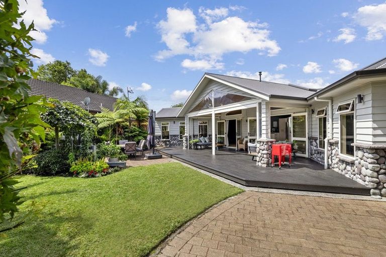 Photo of property in 2 Merlot Place, Rototuna, Hamilton, 3210