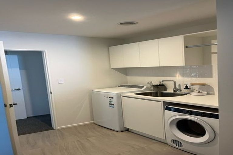 Photo of property in 17 Mcquillan Avenue, Woodend, 7610