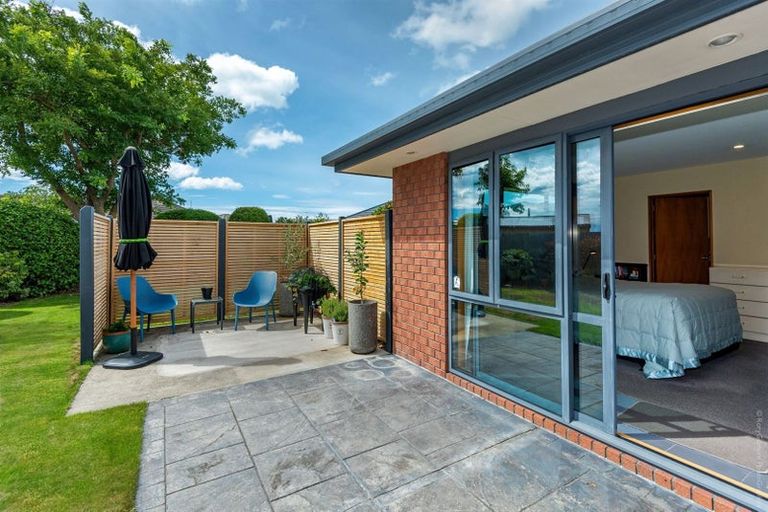 Photo of property in 9 Blue Gum Place, New Brighton, Christchurch, 8083