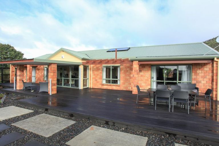 Photo of property in 18 Kauri Lane, Huntly, 3771