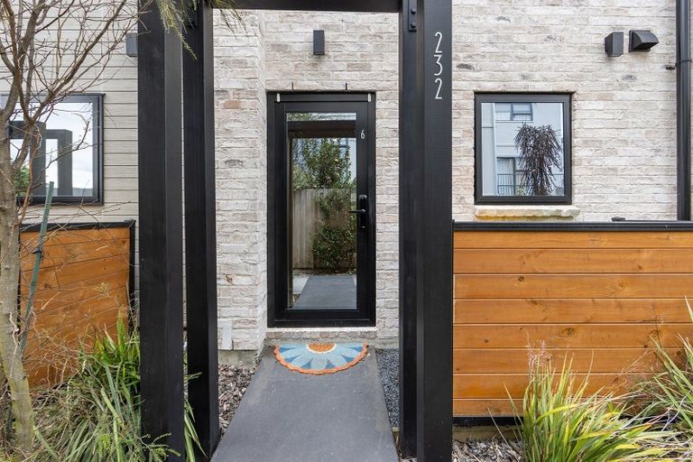 Photo of property in 6/232 Worcester Street, Christchurch Central, Christchurch, 8011