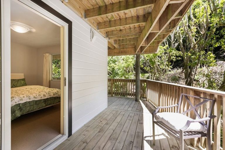 Photo of property in 51b Maungaraki Road, Korokoro, Lower Hutt, 5012